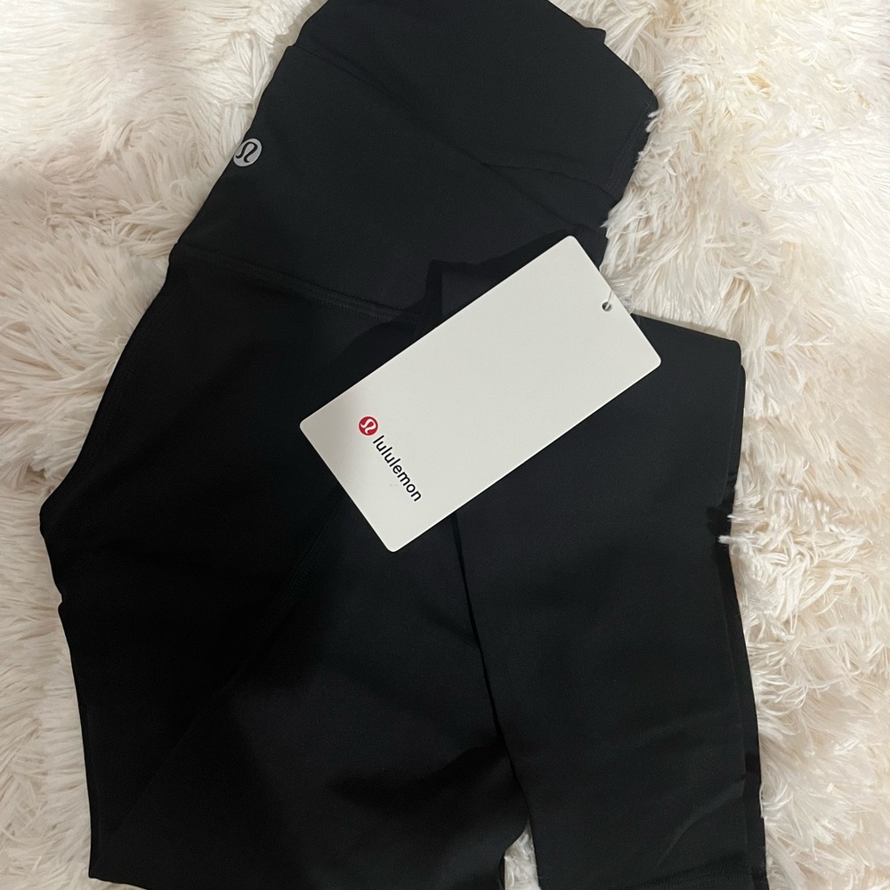 NWT Lululemon Aligned Angles SHR Tight - Sz 0